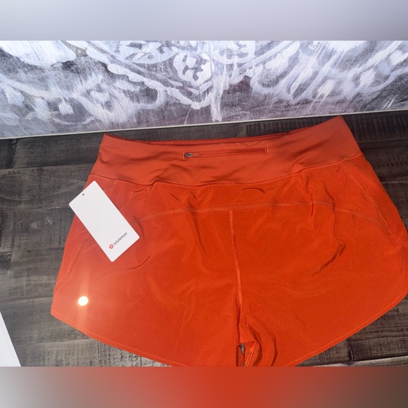 Lululemon Speed Up Mid Rise shorts with a 4-inch in Autumn Rust SZ XL - Picture 6 of 8